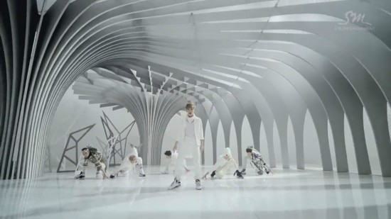 exo《狼与<em>美女</em>》剧情版mv曝光