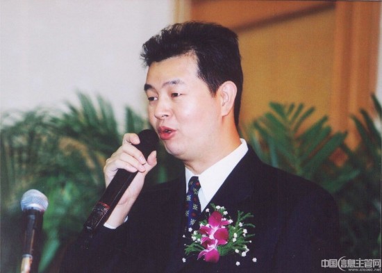 金山 求伯君 雷军 离职后要不要删前同事好友？雷军给了教科书式回答