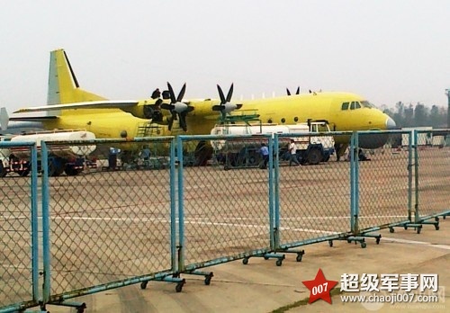 中国国产新型反潜机高新6号