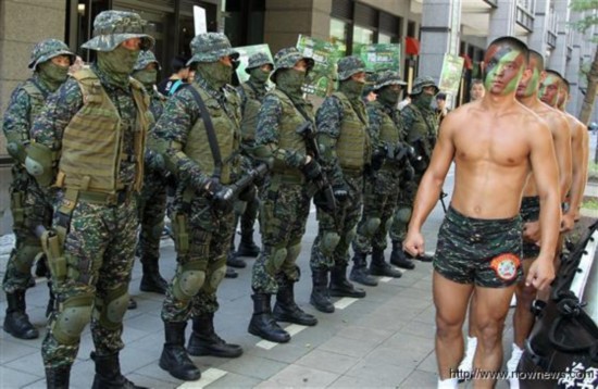 揭密台軍精英戰士:陸戰蛙人