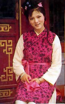 87版红楼梦演员今昔家居照对比