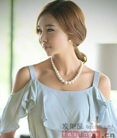 2013必备的9款<em>韩流女生发型</em> 打造清新女人味