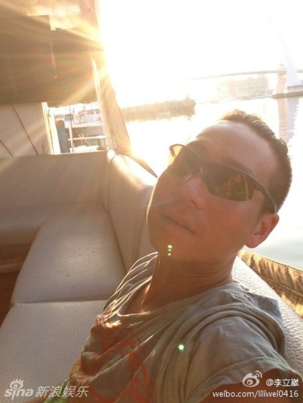 李立崴上吊自杀年仅39岁 生前家照曝光自侃酷似梁家辉【40】