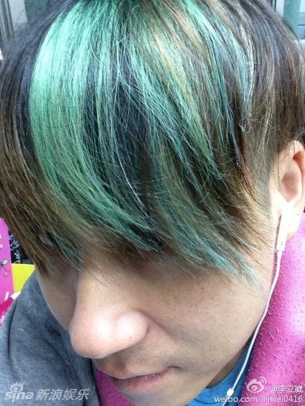 李立崴上吊自杀年仅39岁 生前家照曝光自侃酷似梁家辉【13】