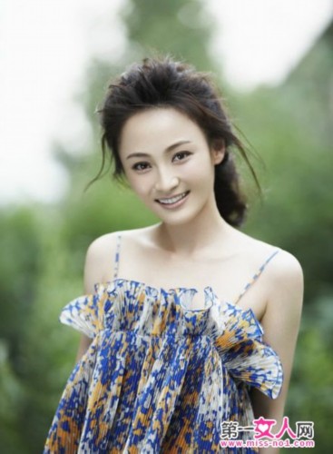 高清:<em>欧美女星</em>连体泳衣秀<em>性感</em>