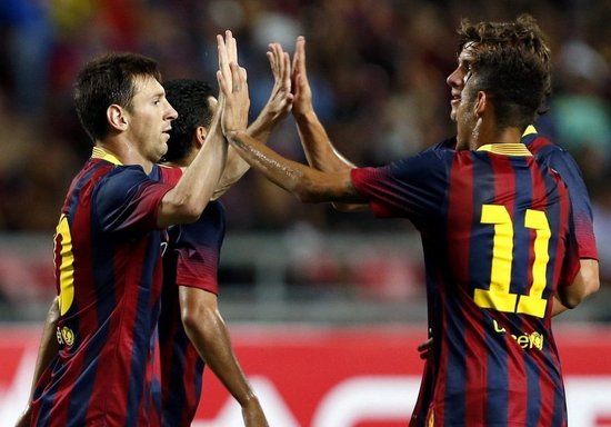 巴萨帮国足报了仇半场就打了泰国5-1