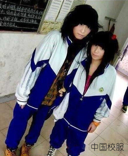 日本<em>女学生</em>体育课<em>性感</em>校服