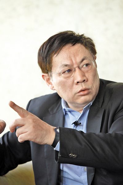 任志强再度放炮: 开发商不缺钱可以借给银行