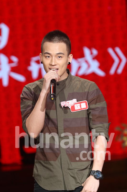 快男9强《天天》自曝丰富情史 于朦胧于湉聊终