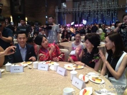 <em>刘恺威</em>撇<em>女</em>主人恋唐嫣?杨幂吃醋:你冷静点儿【