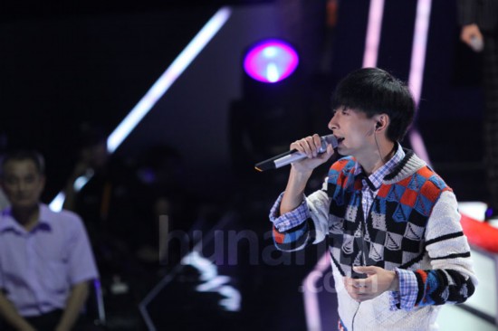 左立终极PK不敌饶威遭淘汰 送白举纲晋级全国