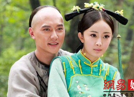 林依晨冯绍峰两情相悦 荧幕情侣轮流配落单刘