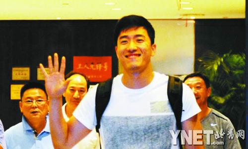 刘翔回国训练 教练不是孙海平(图)