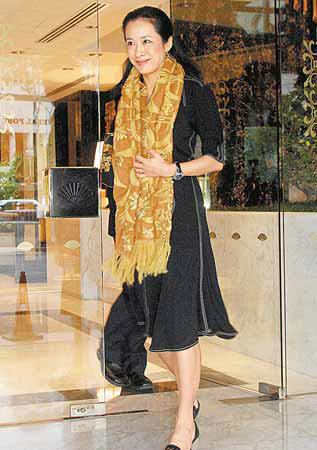 http://attach.bbs.china.com.cn/forum/201308/28/135725av8s55yye0a305sm.jpg