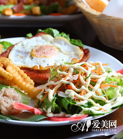 [营养饮食]老是<em>头发掉</em>?8个<em>食疗</em>方让你远离脱发