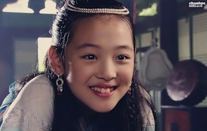 雪莉被疑整容,吸脂+网友:<em>腿部</em>线条不自然--时尚