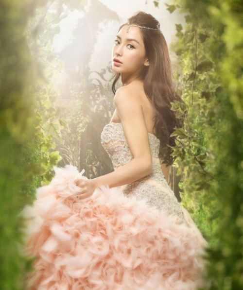 最美婚纱照片_杨紫穿婚纱的最美图片(3)