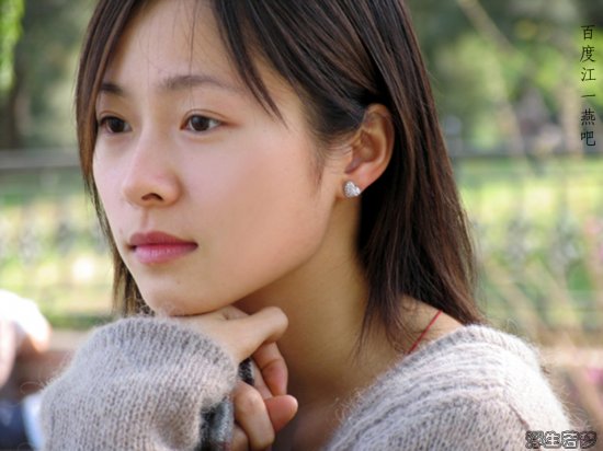 刘诗诗刘亦菲陈妍希PK草根美女 秋天给你清新感