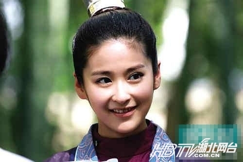 <em>17岁</em>怪病<em>女孩</em>存<em>男性化</em>特征 雌雄莫辨女汉子