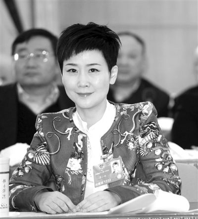 李小琳回应涉保险交易报道恶意中伤