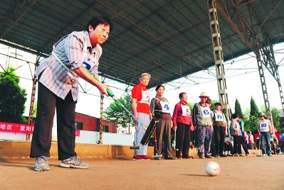 第26届重阳杯门球赛开打