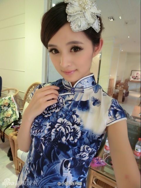 <em>女子</em>整容酷似杨幂难分辨 海量<em>清纯</em>家居照曝光