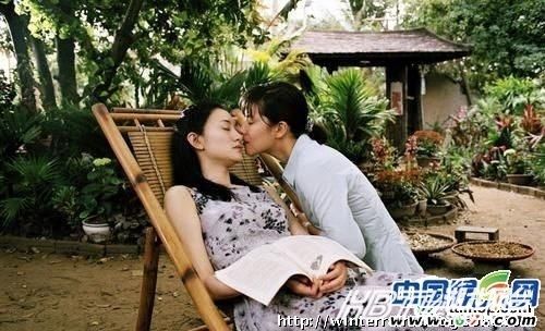hebe同性恋买豪宅赠女友 大方公开性取向明星