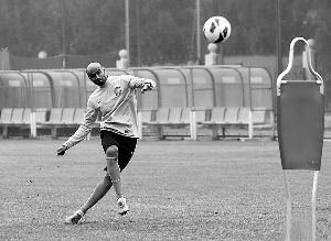 2013中超本周落幕 国安人和争亚冠与保级连环