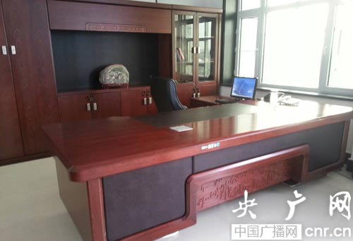 黑龙江望奎公安局欠债18年不还 办公面积超标