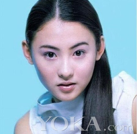 麦当娜18岁<em>裸体写真</em>曝光 还原女星最初青涩的