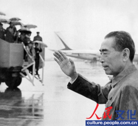 1973��9�£��ܶ������Ϻ�����ð�Ŵ����ͱ���ˡ�