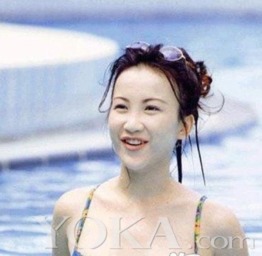 麦当娜18岁<em>裸体</em>写真曝光 还原<em>女星</em>最初青涩的