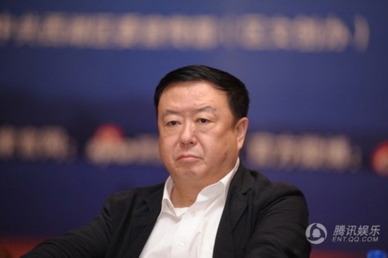 于正被批篡改历史 尤小刚怒斥:骗人钱,可耻!