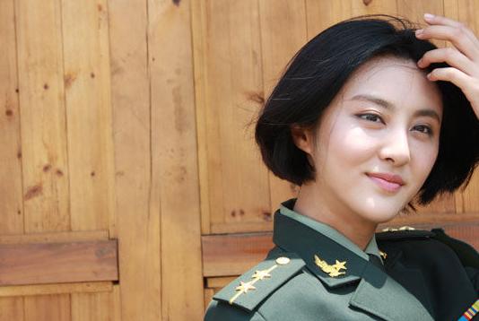 我是特种兵之火凤凰全集剧情 甘露海量美艳私