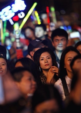  汪峰上海演唱会2013 发表爱情宣言 章子怡咸泪