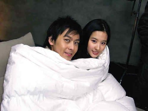 郭涛背后的<em>女人</em>是小他<em>15岁</em>的建筑设计师李燃