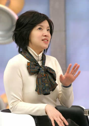 网曝韩女歌手ailee裸照 一丝不挂搔首弄姿(组图