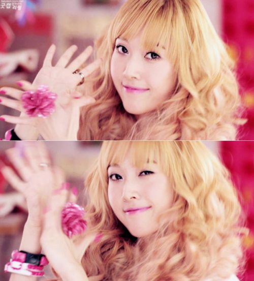 《爸爸去哪儿》五萌娃撞脸明星童年照