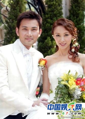 赵毅的老婆_赵毅和老婆的婚纱照(2)