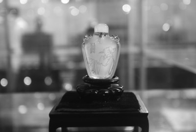 加勒比蓝珀现身合肥 可折射七色光(图)