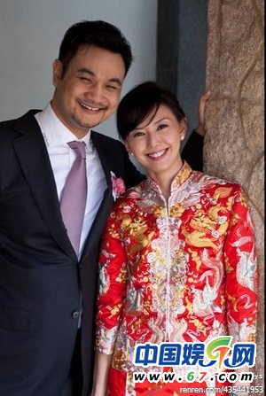 张亮老婆寇静_张亮老婆寇静婚纱照