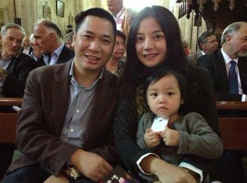 网选《爸爸去哪儿》第二季候选人赵薇文章爱女