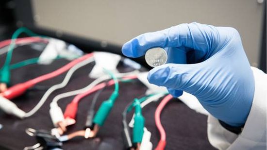 未来充电电池或永不衰竭?可自我修复