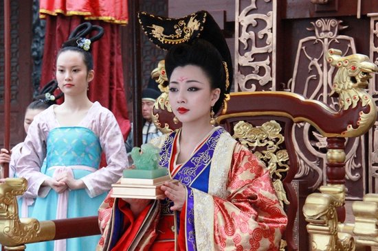 柳岩抛<em>胸大</em>S当仙女 不得不吐槽的<em>女明星</em>(图)--