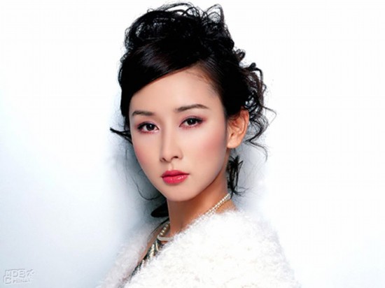 胡静大s蒋勤勤 70后女明星最娇艳时容颜(图)