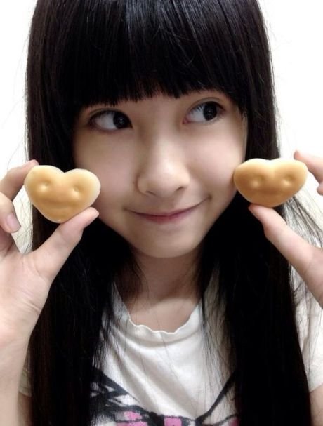 <em>台湾</em>双胞胎萝莉<em>姐妹花</em>长大了 近照曝光清新甜