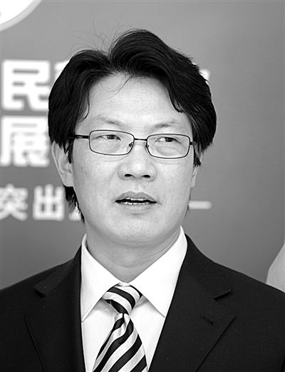 杜猛