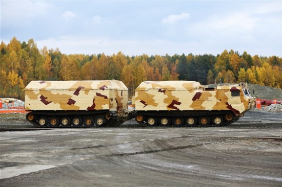 dt-30p1履带式全地形输送车