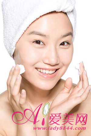 最基本护肤步骤 洗脸的正确方法你知道吗?