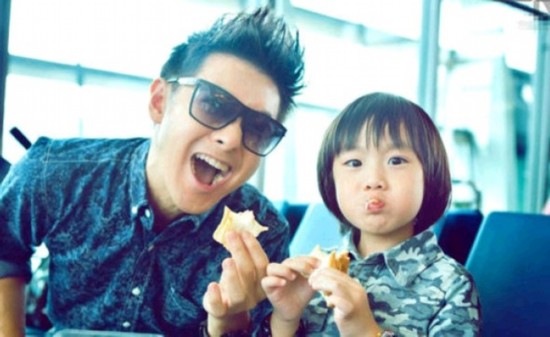 从林志颖欲推黑米手机 谈明星粉丝团商业模式